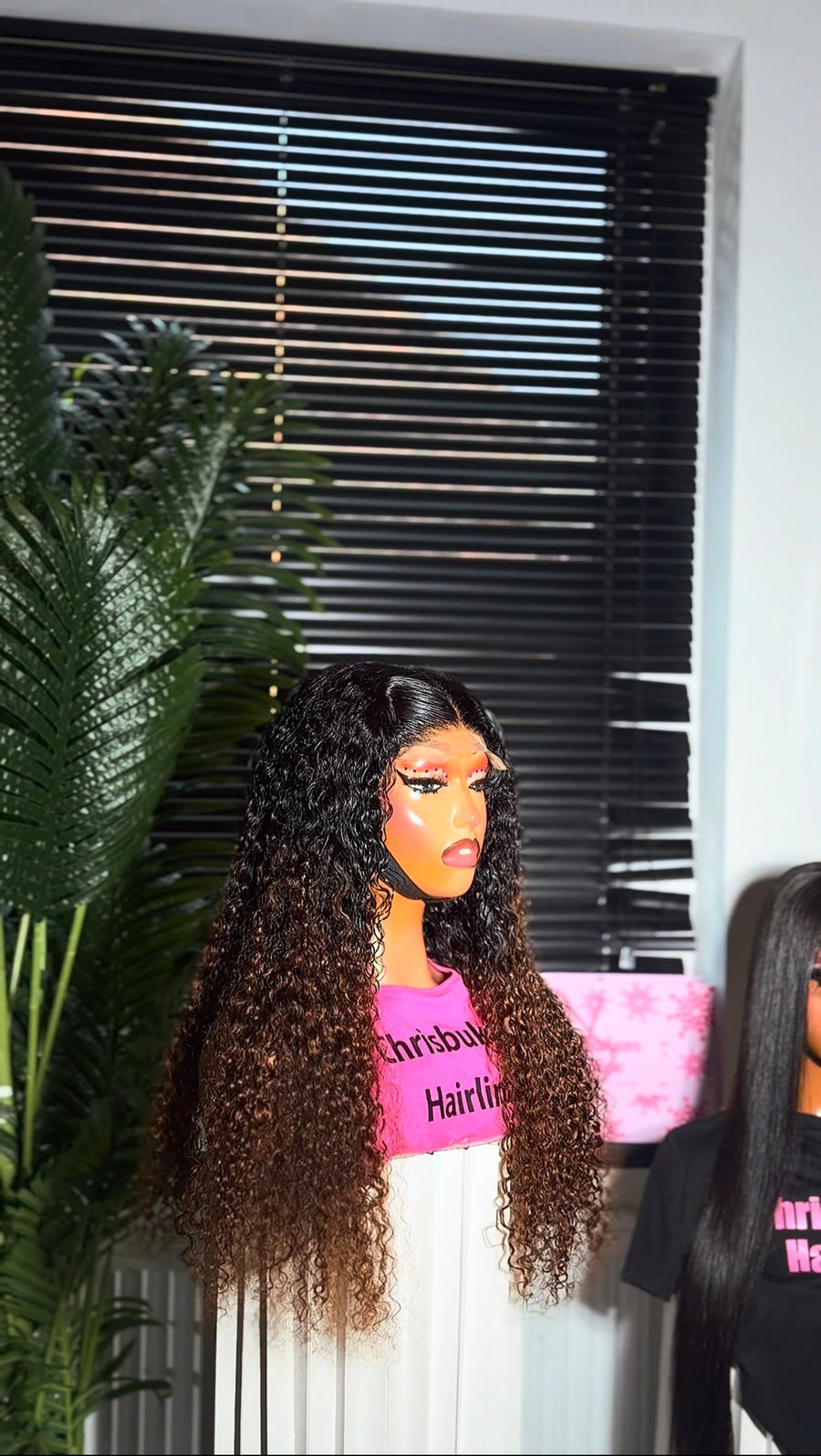 CURLY WIG